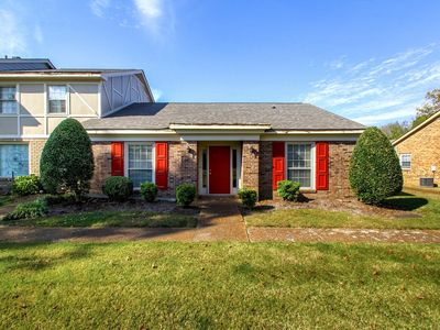 614 Plantation Ct