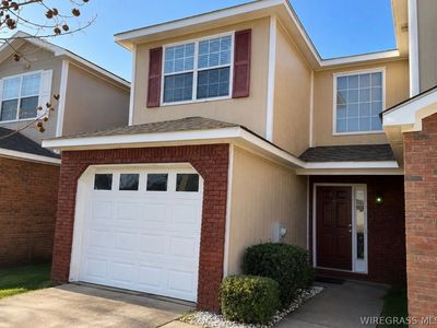 111 N Spring View Dr