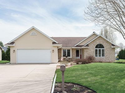 705 Woodbridge TRAIL