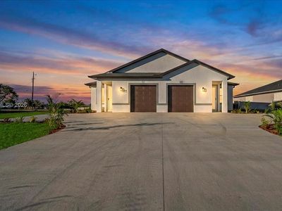 1024/1026 Diplomat Pkwy E
