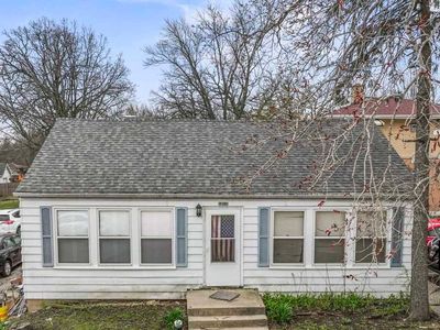 1811 Ogden Ave