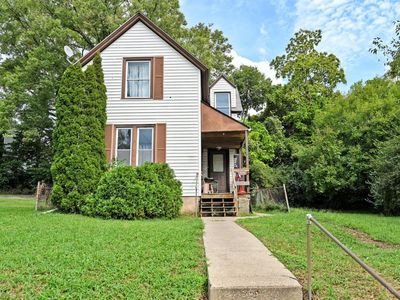 5114 Carthage Ave