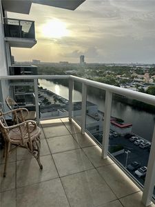 3675 N Country Club Dr APT 1201