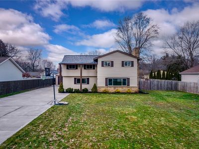 52 Gaylord Dr