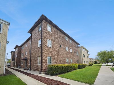 6625 N Northwest Hwy APT 303