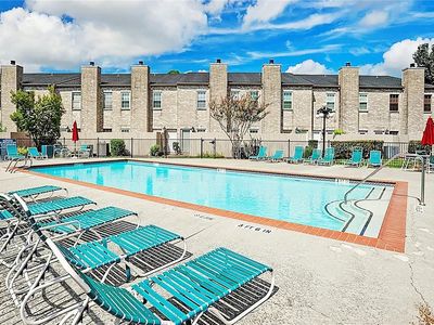 3000 Holly Hall St #3000