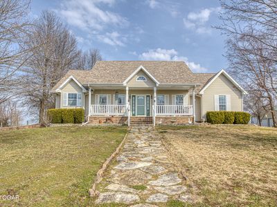 17768 Farm Road 2130