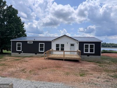 105 N Lakeshore Dr