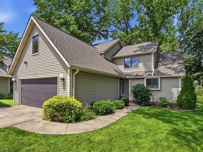 Property at 2323 Call Rd, Stow, OH