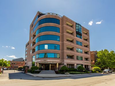 225 N New Jersey St APT 42