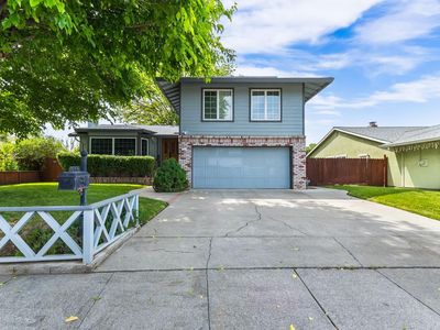 336 Royal Oaks Drive