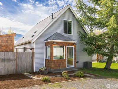 1407 E Illinois Street