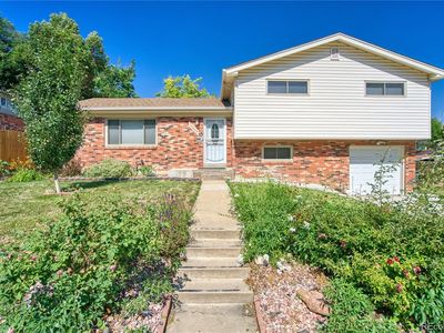 10469 Ronald Lane