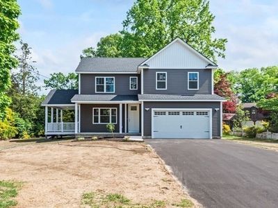 132 Barrington Rd
