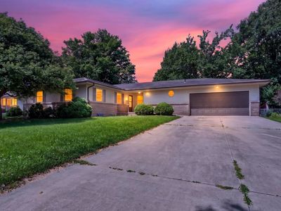 305 Centennial Ave
