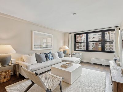 315 E 70th St APT 9A