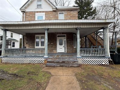 454 Freeport St