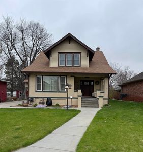 1416 Lake Ave