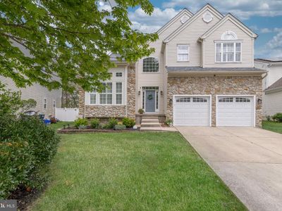 76 Fox Hollow Dr