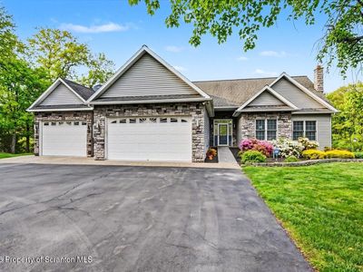 33 Parry Rd