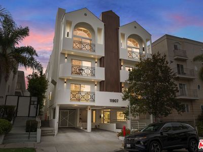11907 Darlington Ave APT 101