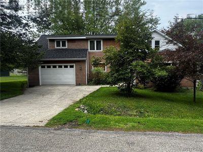 170 Rosewood Ave