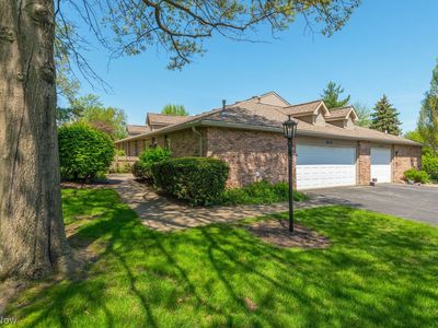 Property at 2716 Shakespeare Ln, Avon, OH