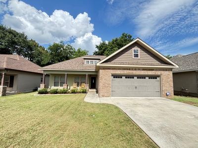 102 Gwinnett Pl