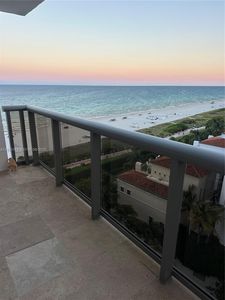 6039 Collins Ave APT 924