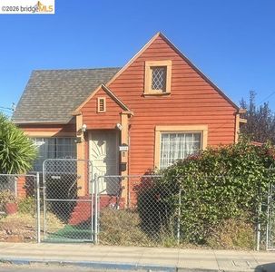 Property at 1235 104th Ave, Oakland, CA