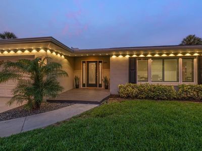 209 Live Oak Ln