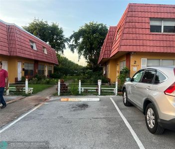 5403 NW 27th St UNIT B2