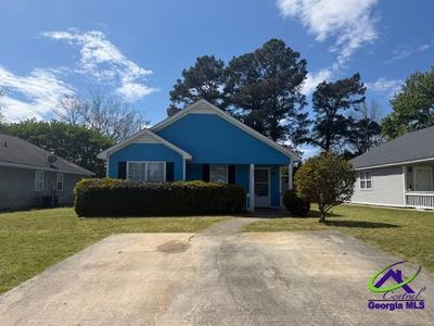 205 Kensington Cir