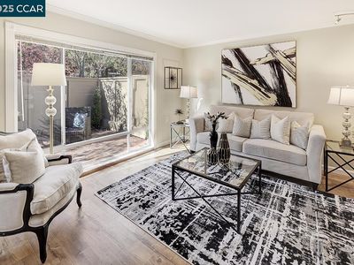 2424 Tice Creek Dr APT 2