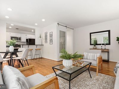 10619 Kenilworth Ave APT 202