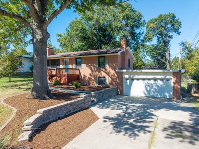 801 Cypress Ln