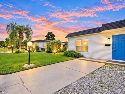 37 Hamlin Ct