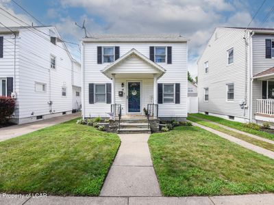 88 N Goodwin Ave