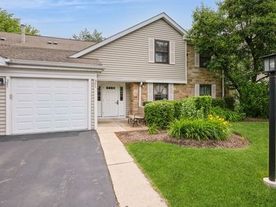 371 Southbury Ct APT B2