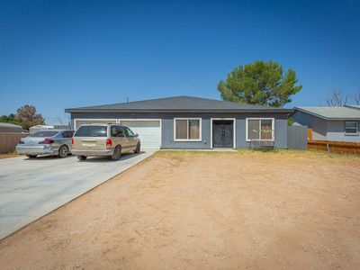 4811 Adobe St
