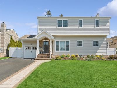 10 Lever Place