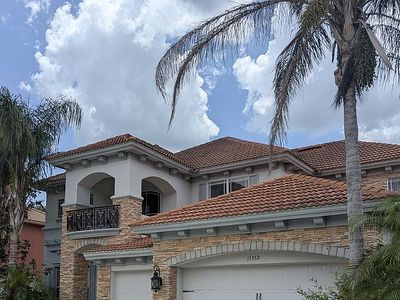 11352 Oyster Bay Cir