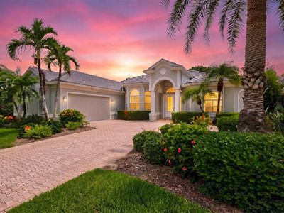 4364 CORSO VENETIA BOULEVARD