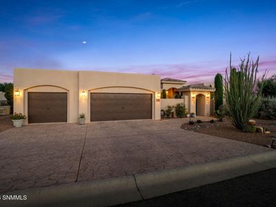 8052 Renoir Loop