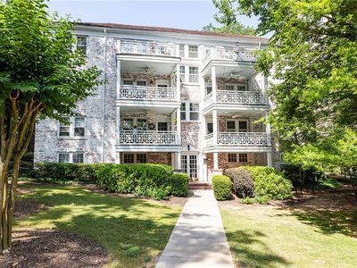 423 Clairemont Ave APT 19