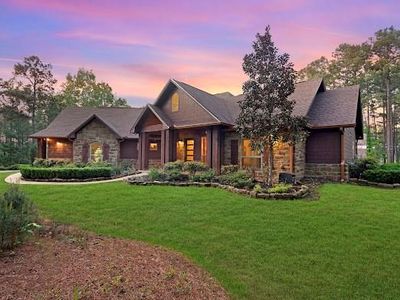 600 Private Road 8525