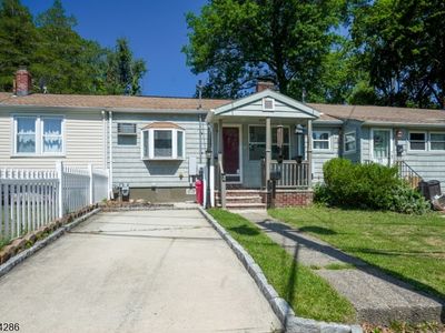 15 Van Wagoner Ave
