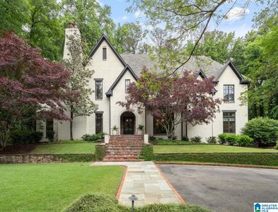4 Pine Ridge Ln