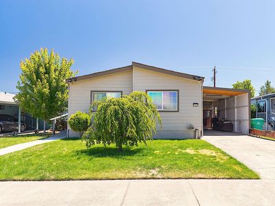 1661 Darin Dr