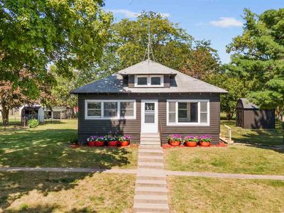 Property at 406 Washington St, Ainsworth, IA